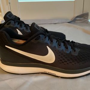 Nike runners excellent condition Mens 10